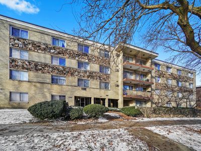 4240 N Keystone Ave APT 2D, Chicago, IL, 60641