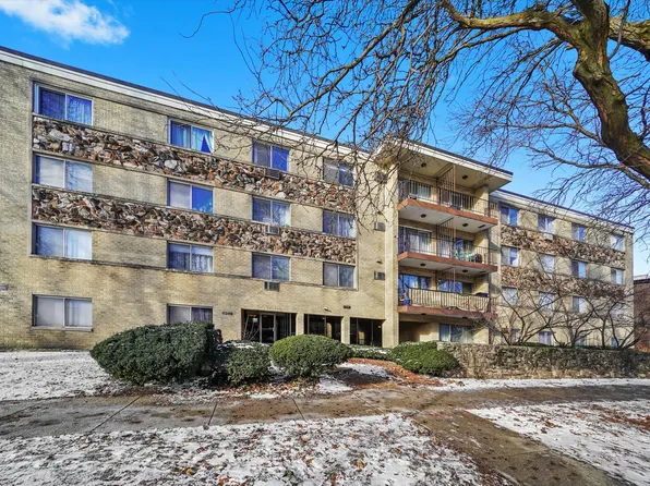 4240 N Keystone Ave APT 2D, Chicago, IL 60641