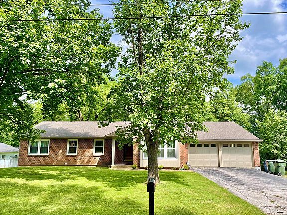 2nd image of 49 Fairview Dr