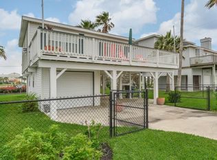 23106 Camino St, Galveston, TX 77554