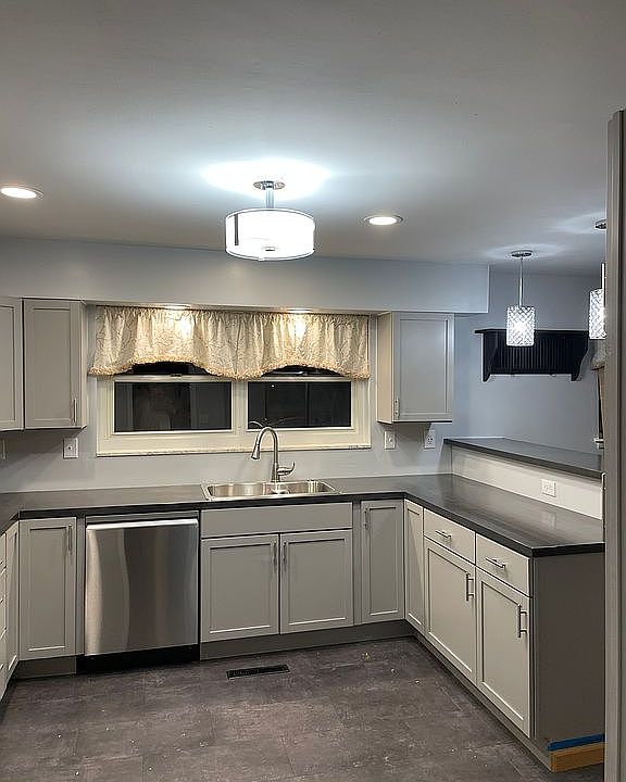 2nd image of 2806 Morningside Ave