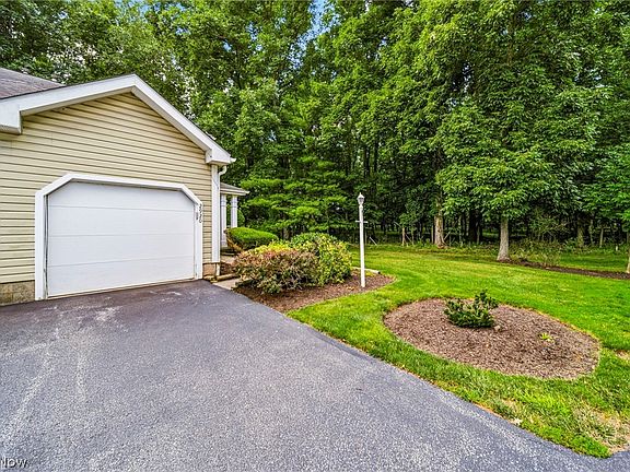 4th image of 2920 Heatherwood Ct