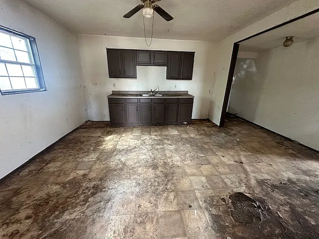 504 E Cleveland St — Photo 6