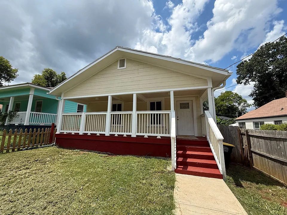 908 Darlington Way SW