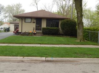 1715 13th St, Waukegan, IL 60085