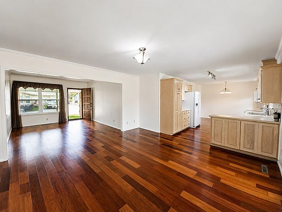 5th image of 1163 Kirkwall Dr