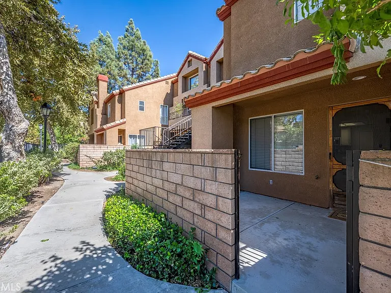 28114 Seco Canyon Rd #156 — Photo 4