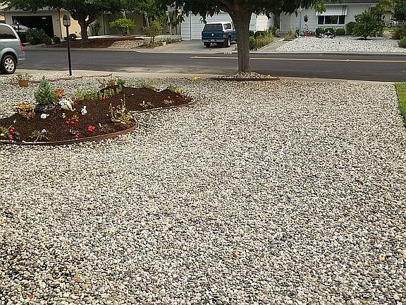 2nd image of 100 Carlsbad Cir