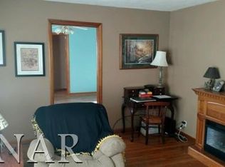 102 N Walnut St, Delavan, IL 61734