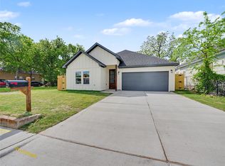 1006 E Allen Ave, Fort Worth, TX 76104