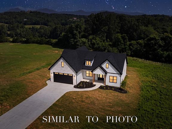 2nd image of 4 Wells Rd
