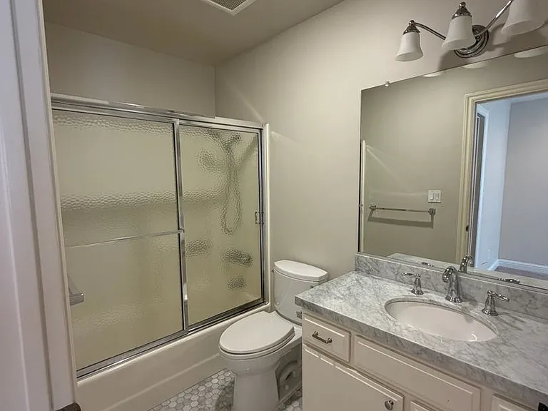 1734 N Verdugo Rd #6 — Photo 37