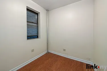 Rented by Link NY Realty