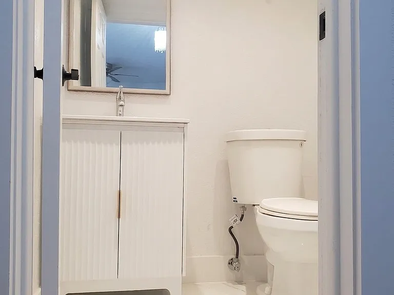 7000 NW 17th St #116 — Photo 9