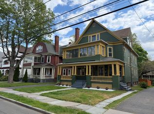 260-262 Oxford St, Hartford, CT 06105