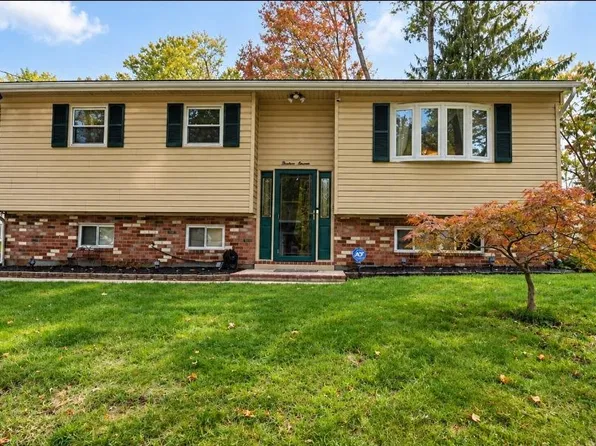 1311 Woodlark Dr, District Heights, MD 20747
