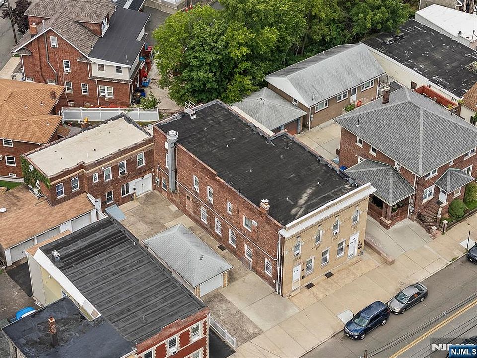 1st image of 65 Harrison Avenue