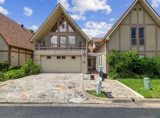 1011 Towne Lake Dr, Longview, TX 75601