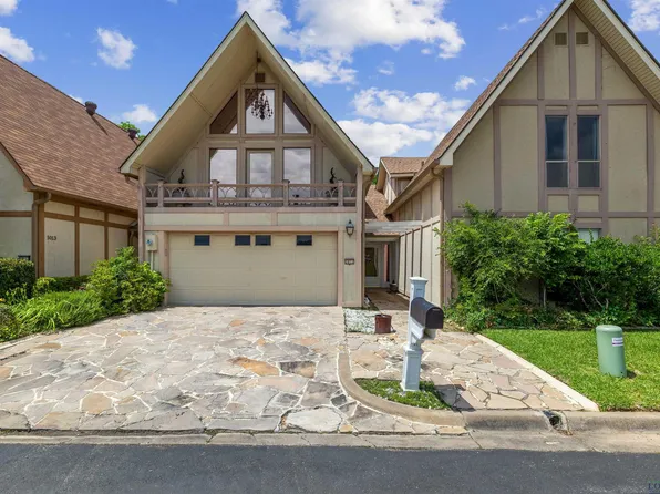 1011 Towne Lake Dr, Longview, TX 75601