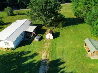 859 Kilby Rd, Clarkrange, TN 38553