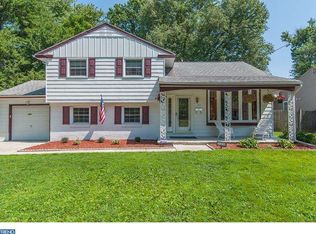 225 Cherry Ave, Woodbury Heights, NJ 08097