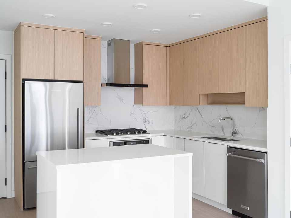 1st image of 699 Whiting Way #2607