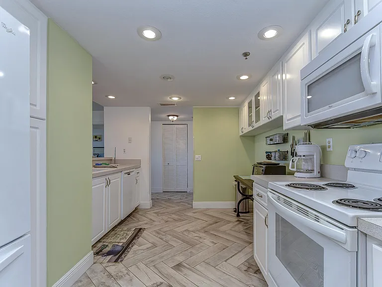 6322 Palma Del Mar Blvd S #505 — Photo 10