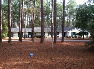 325 Crest Rd, Southern Pines, NC 28387