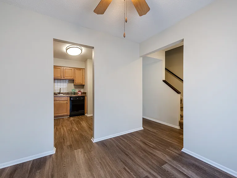 3116 Macdonald Rd — Photo 2
