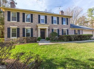 9028 Rouen Ln, Rockville, MD 20854