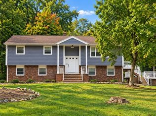 157 Magee Rd, Ringwood, NJ 07456