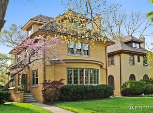 610 Ridge Ave, Evanston, IL 60202