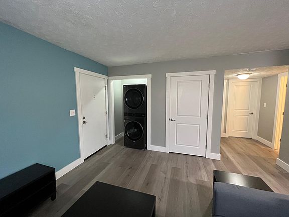 5th image of 120 W Norwich Ave APT 2B