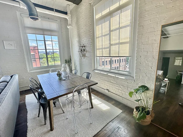 2301 1st Ave N #201 — Photo 4