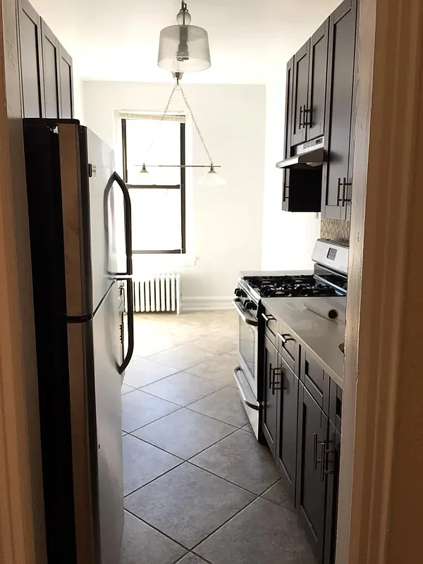 1543 West 1st Street F6