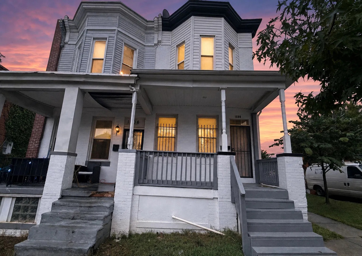Beautifully Renovated 4BR/2.5BA Corner Home | Modern Kitchen & Spacious Yard — Photo 3
