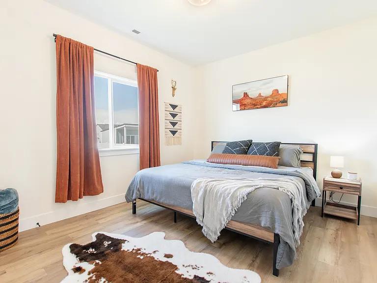 3879 E Pepperwood Ln — Photo 12