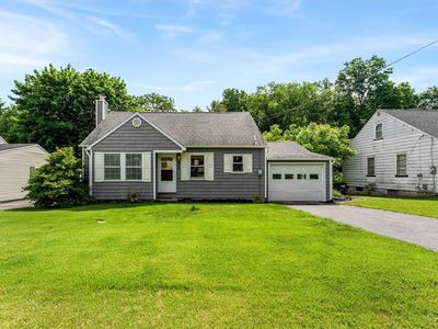 107 Cook Dr, Baldwinsville, NY, 13027