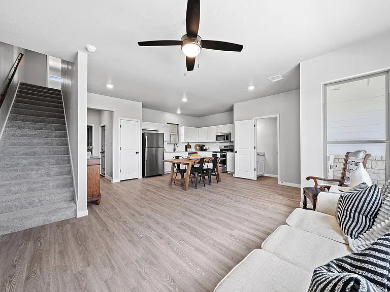 810 Meiomi Dr — Photo 6