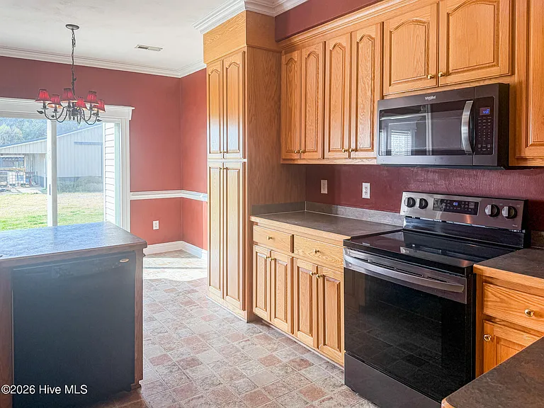 121 Scotland Rd — Photo 4
