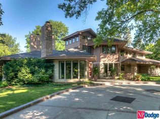 124 S 92nd St, Omaha, NE 68114