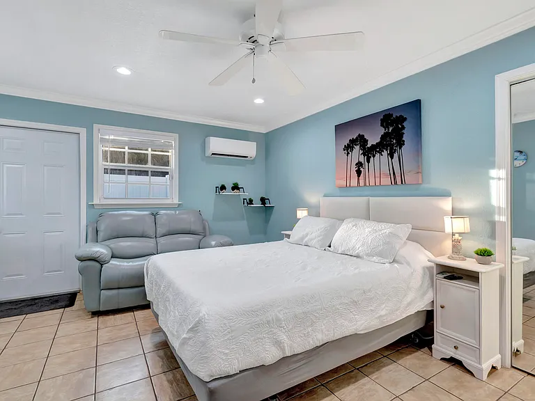 310 Gulfstream Dr — Photo 36