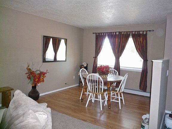 3rd image of 69 Lisbon Ave SE