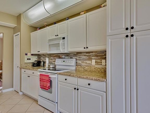 3rd image of 11019 Mill Creek Way APT 907