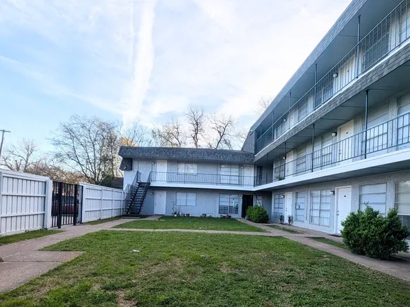 Sycamore Tree Condominiums