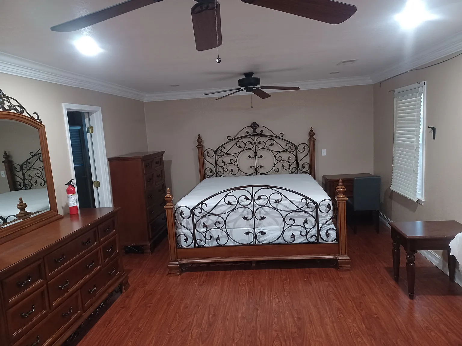 Saybrook Cir NW, Lilburn — Photo 2