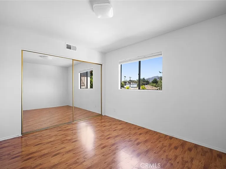 1364 E Garfield Ave #1 — Photo 16