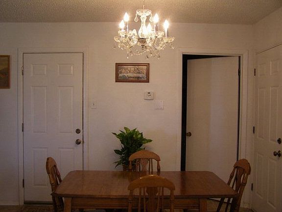 3rd image of 1008 E 15th St