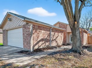 12815 Maxfield Dr, Houston, TX 77082