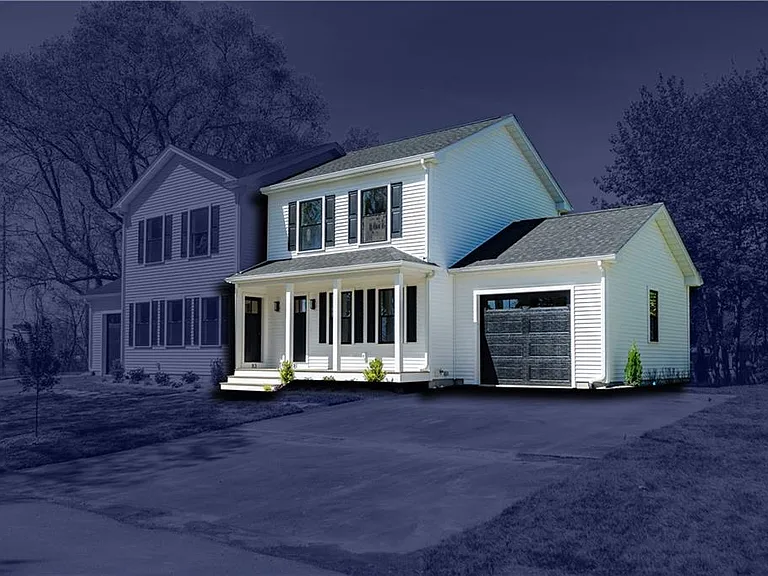 81 Cadora Ave — Photo 3